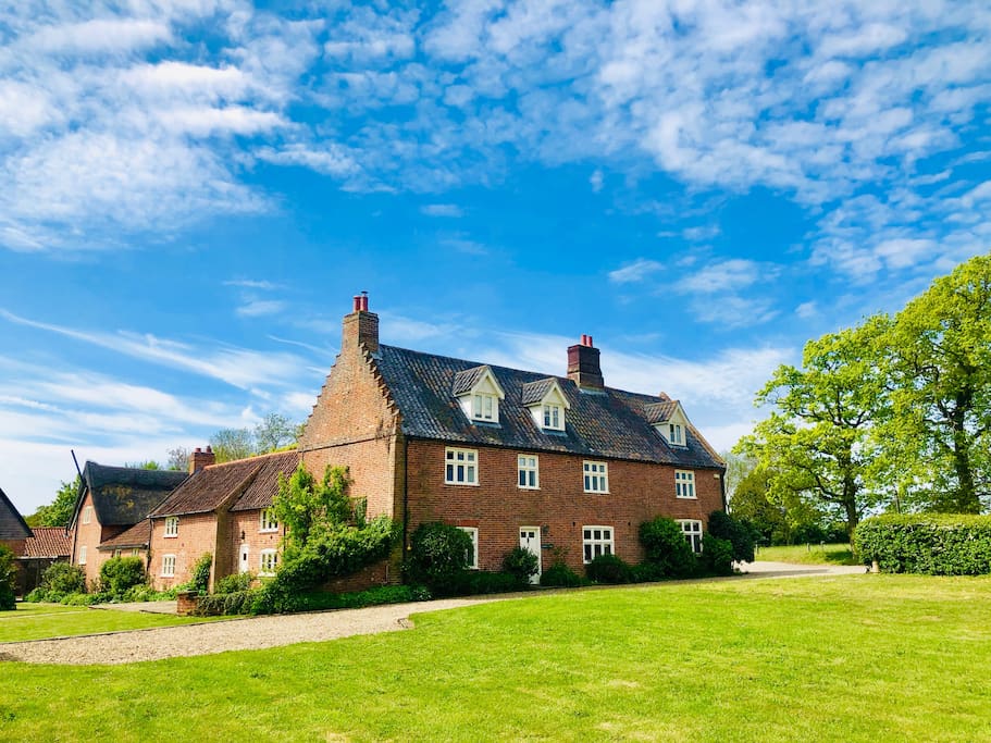 Marsh Farmhouse at White Dove Barns Farm stays for Rent in Suffolk