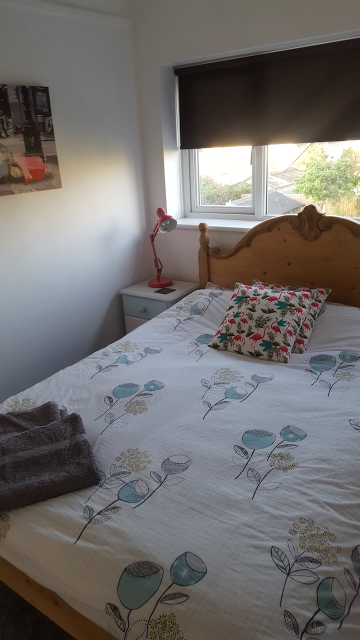 Home in Clacton-on-Sea, England, GB · ★4.89 · 1 bedroom · 1 bed · 1 shared bath