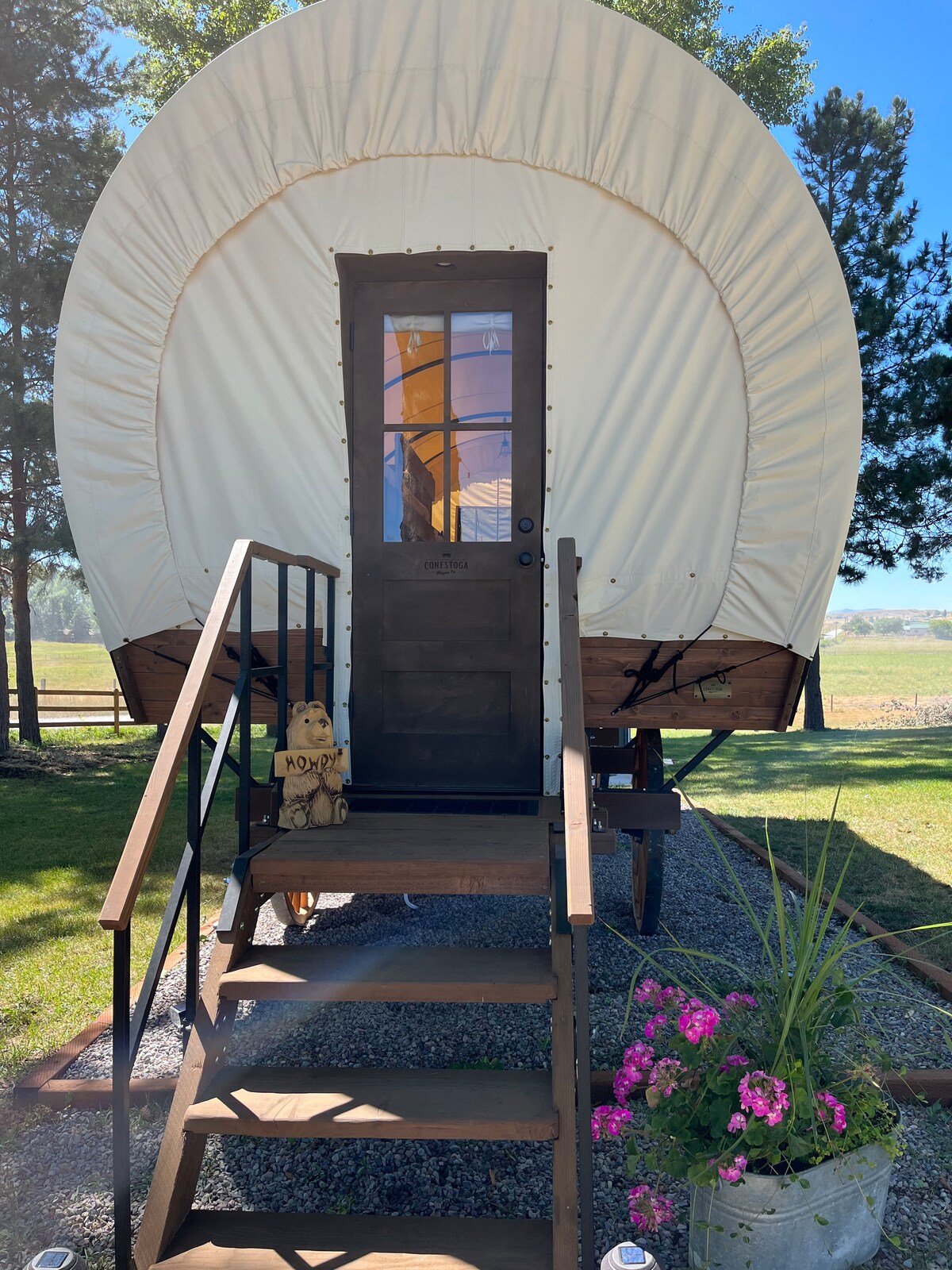 WooHoo Wagon Unique Luxury Glamping Farm stays for Rent in Ronan