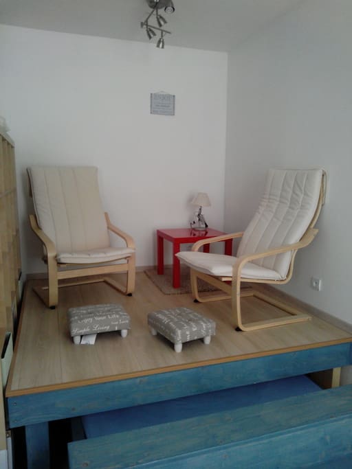Salon pour la TV et le repos