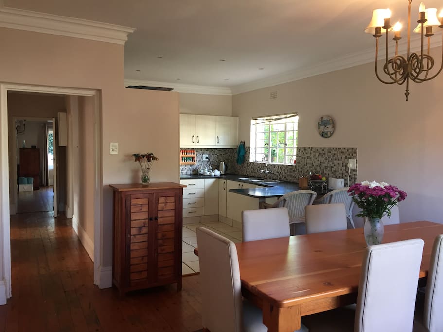 Open-plan kitchen and dining room