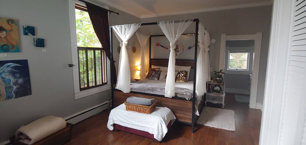 Airbnb Cottage Grove Vacation Rentals Places To Stay