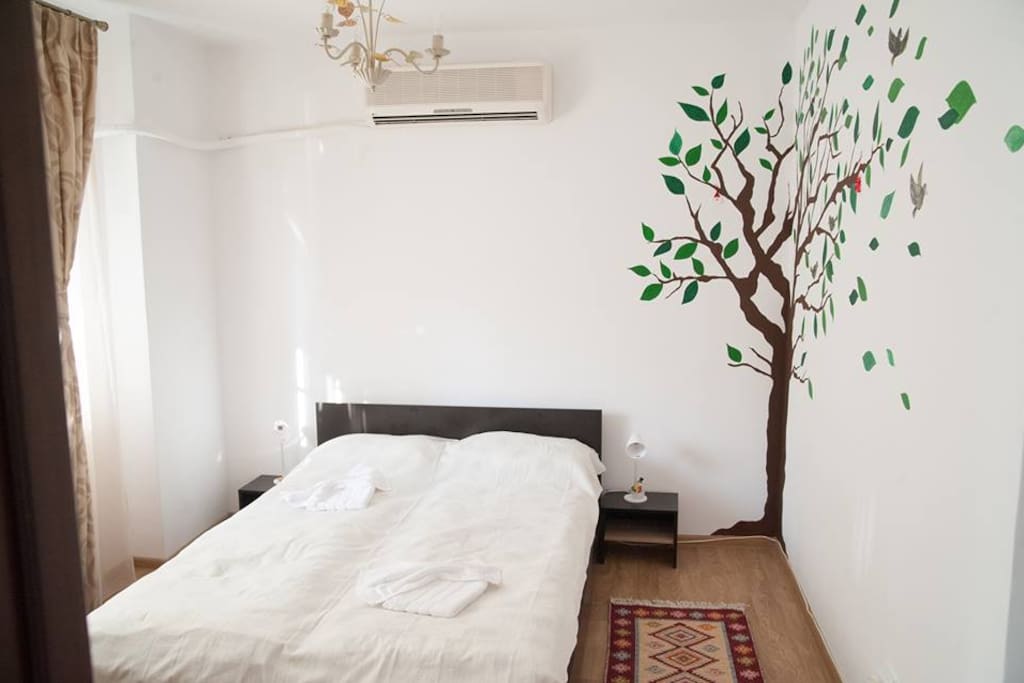 Comfy bedroom with mural painting ♡
