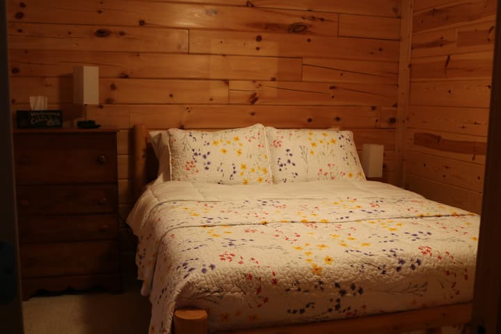 BR 1, krevat dopio "Queen" 