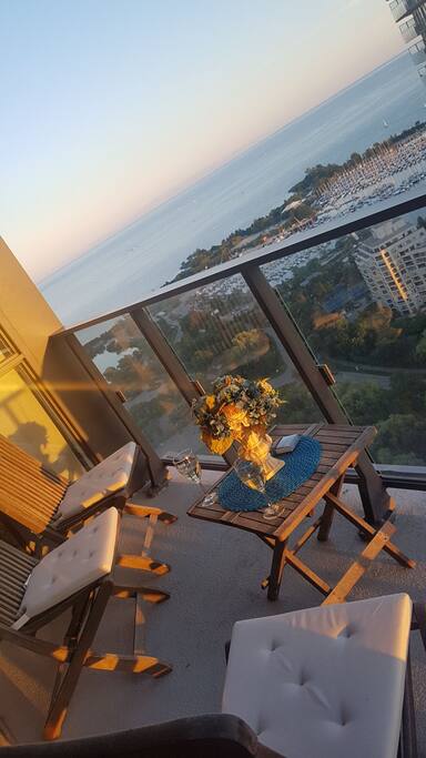 The balcony