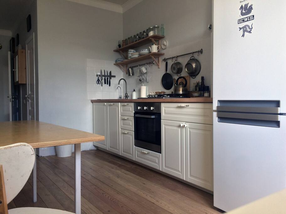 Fully equipped kitchen