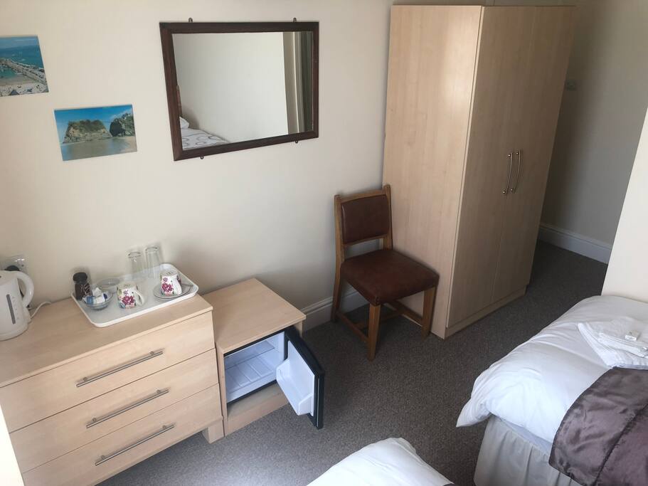 Guest room