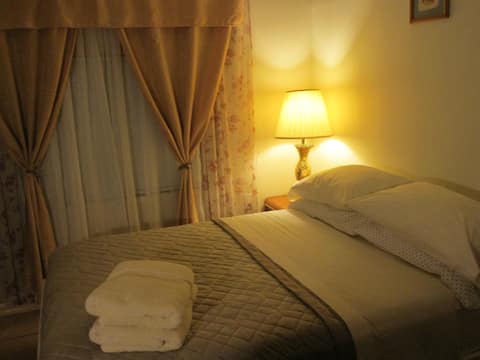 Private room-close to Miami Airport