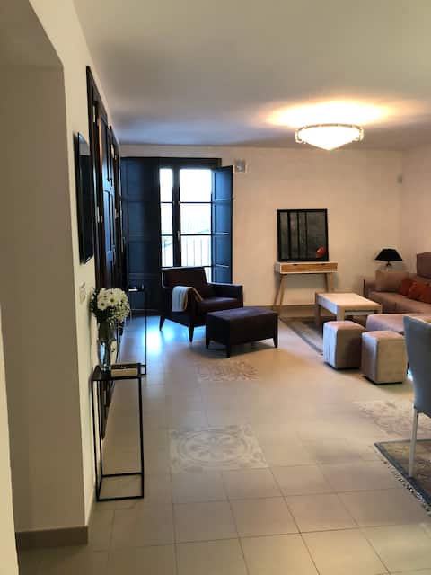 Airbnb con mejor rendimiento: DUPLEX HOUSE-PALACIO SG.XVIII OLD CITY en Cáceres