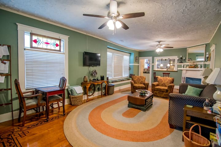 Perfect For Extended Stays. Downtown Bungalow - Little Rock