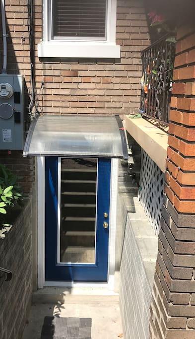 Separate entrance provides privacy