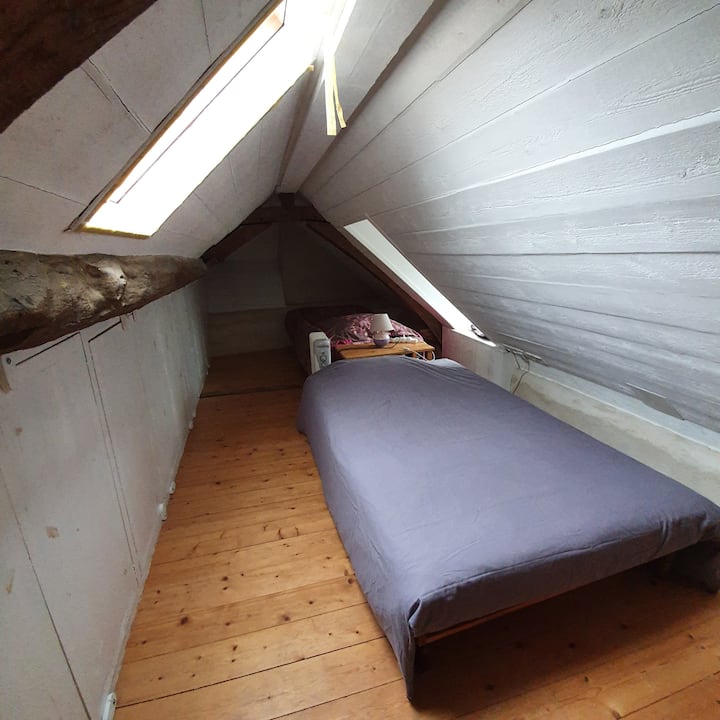 Vyumba vya kulala kwenye dari