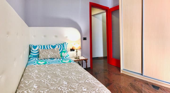 Single bedroom (bed 90x190) *** Dormitorio individual (cama 90x190)