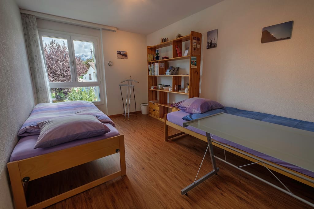 Zimmer 1 mit 2 Einzelbetten