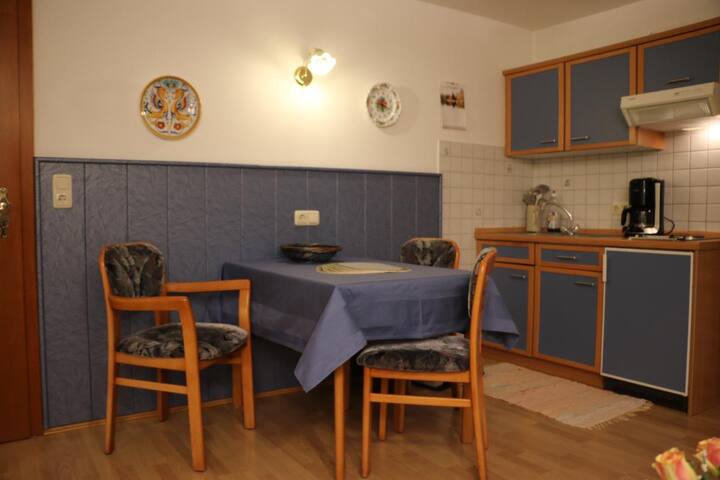 In Ortsmitte Gelegenes Appartement Mit Kostenlosem Stellplatz - Bad Füssing