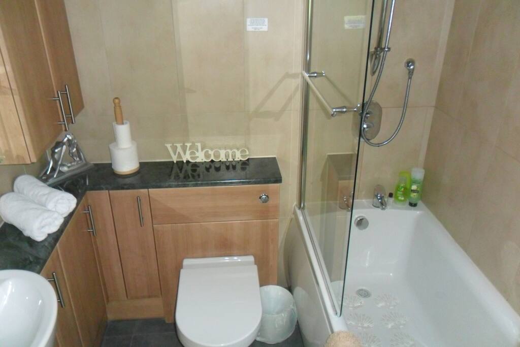 Bathroom/Toilet