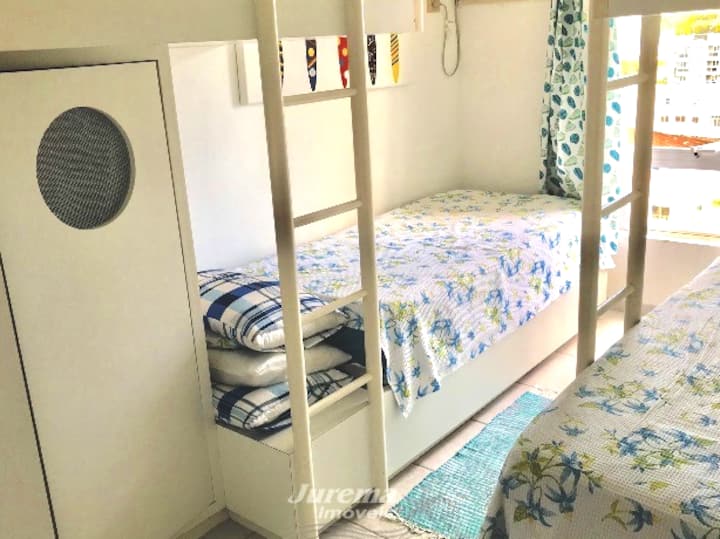 ¡Habitación con 4 literas y colchones súper cómodos!