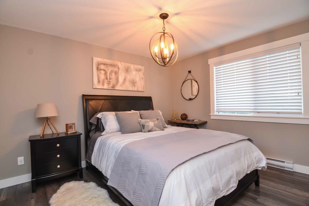 Cozy Master Bedroom with large and spacious clothes storage area perfect for even longer term stays!