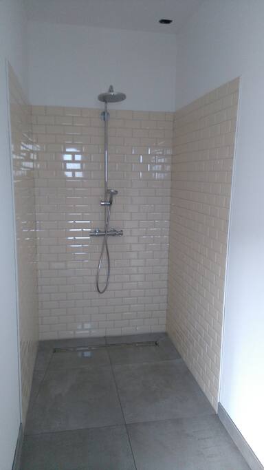 Salle de bain parentale