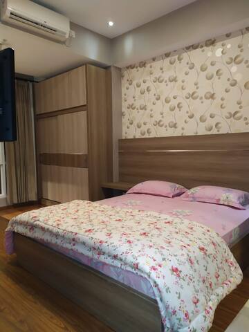 Airbnb Bubutan Vacation Rentals Places To Stay East Java