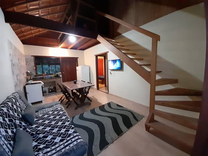 Chalé Com Churrasqueira.