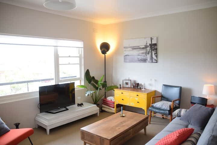Stylish Beachside Apartment