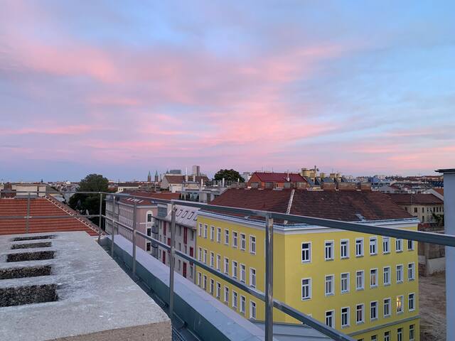 Airbnb Leopoldsdorf Vacation Rentals Places To Stay Lower