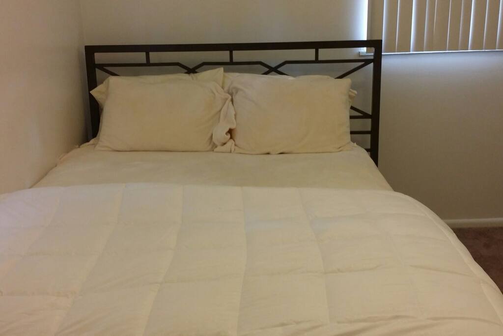 A queen size bed.