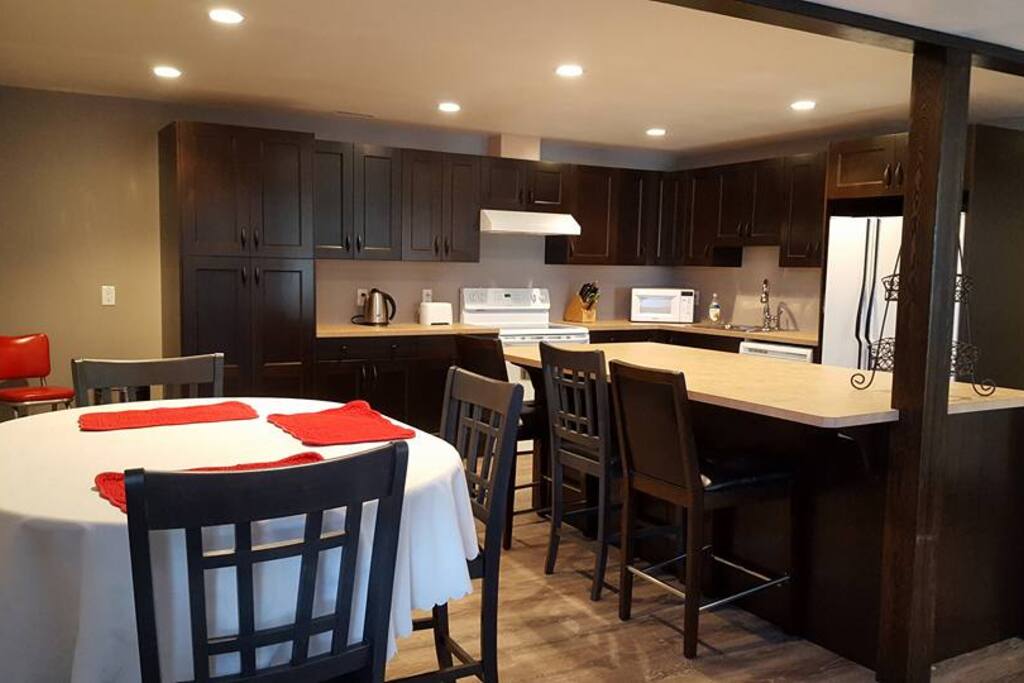 Kitchen & Dinning