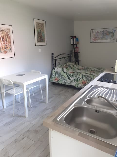 Successful Airbnb property: the park's nest in Doulon Bottière