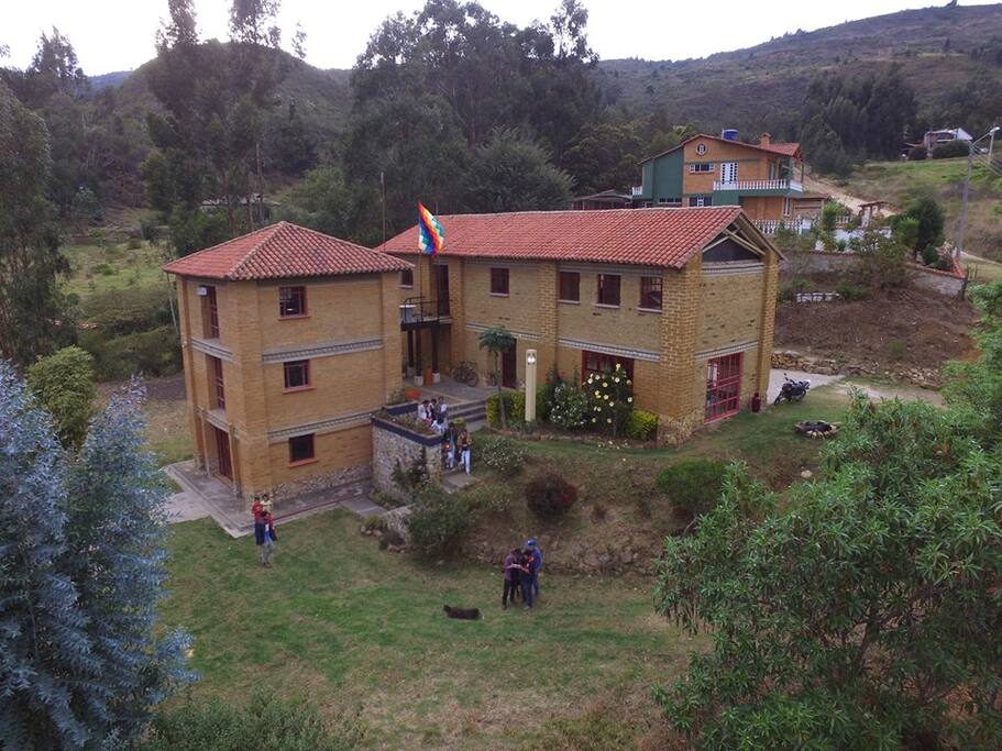 Centro Cultural "Corral de Piedra"