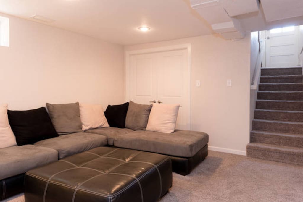 Lounge/tv area