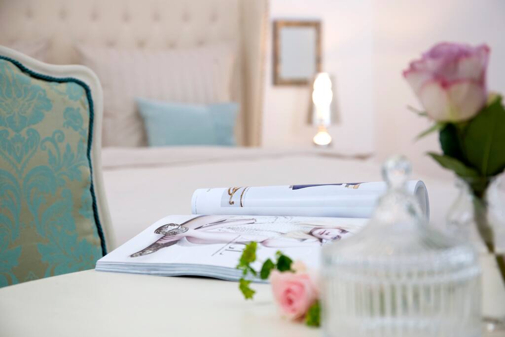 Schlafzimmer 1