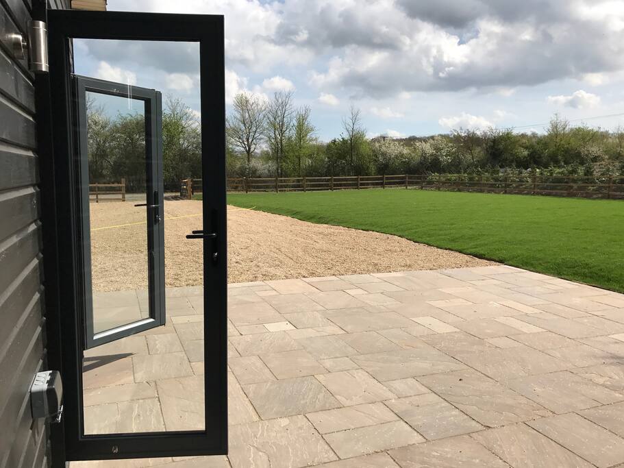 Double glass doors open out on to the terrace.