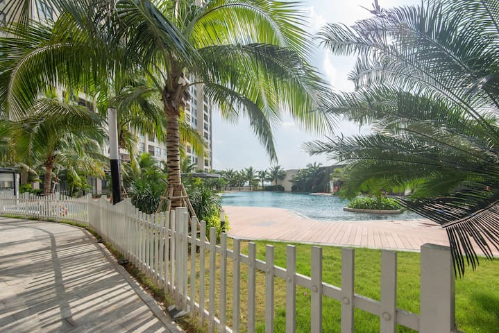 22 Housing  Apartment managed Airbnb listing 2