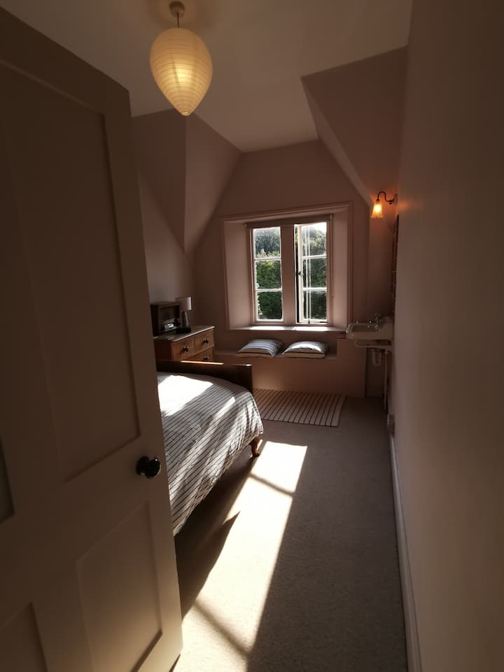 Mala dvokrevetna soba