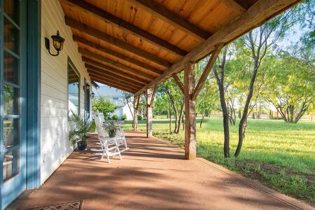 BRAND NEW! Craftsman Country Cottage