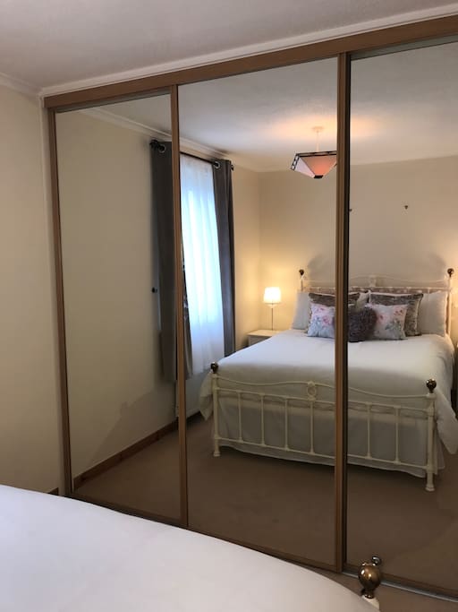 bedroom wardrobes