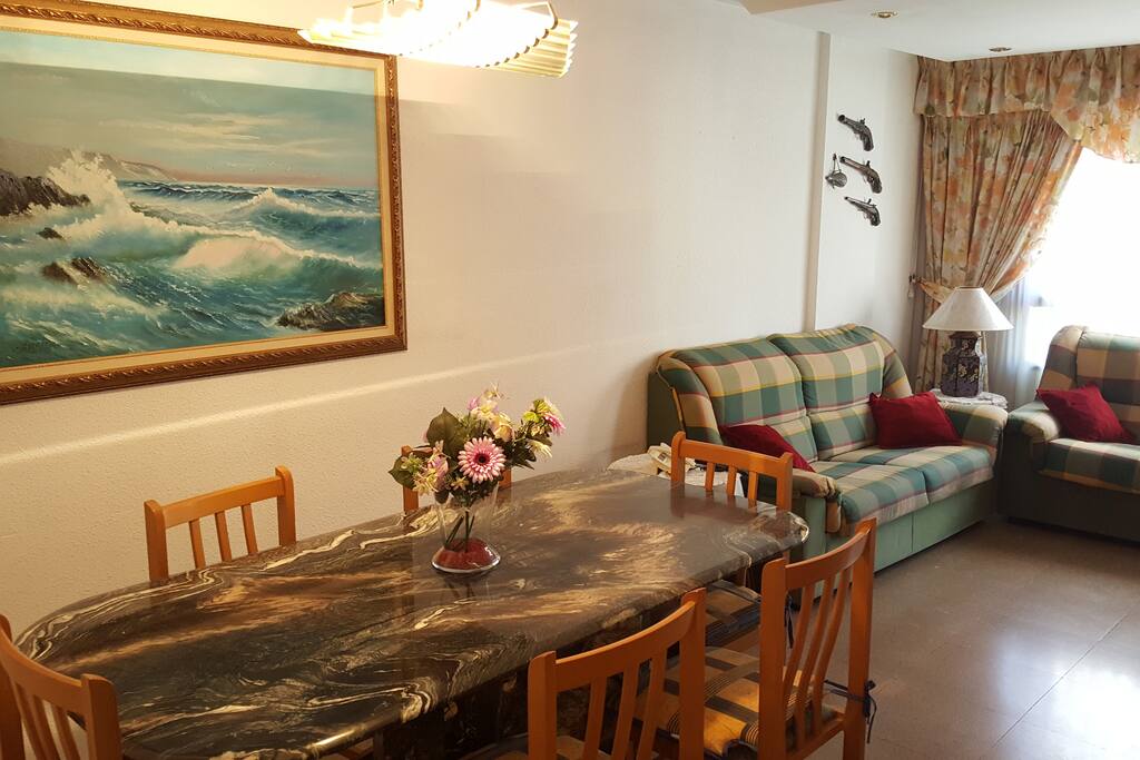 SALÓN-COMEDOR