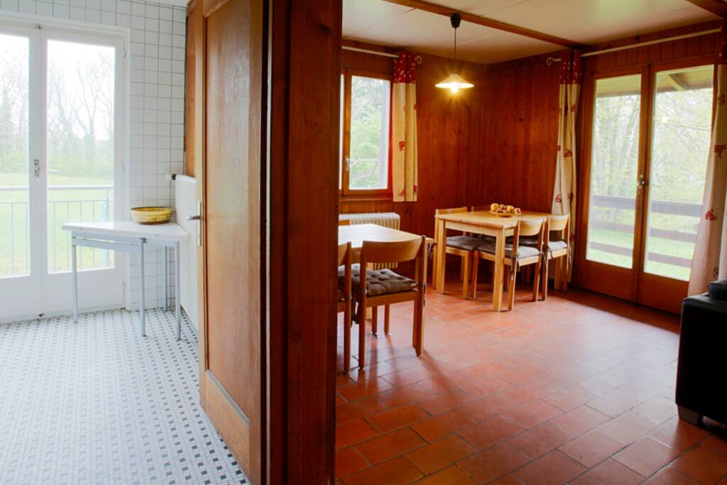 cuisine - salon - salle a manger