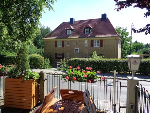Leistungsstarkes Airbnb: Apartment at Schlosspark Pillnitz in Dresden