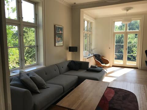 Successful Airbnb property: Large family friendly villa close to Copenhagen in Lyngby Taarbæk
