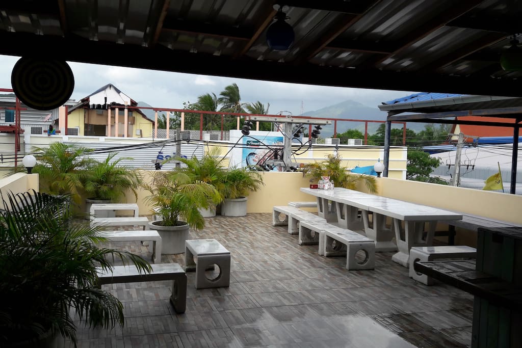 Roof top area/bar