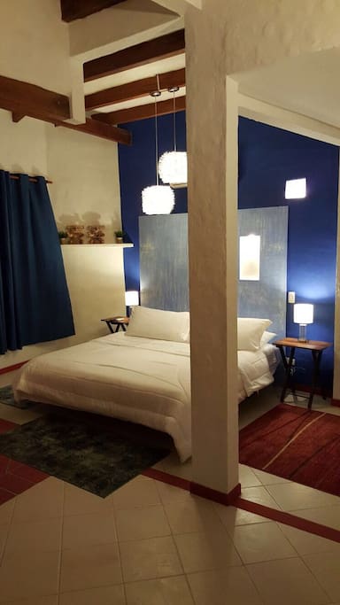 Habitación nº 1, amplia, baño interno.