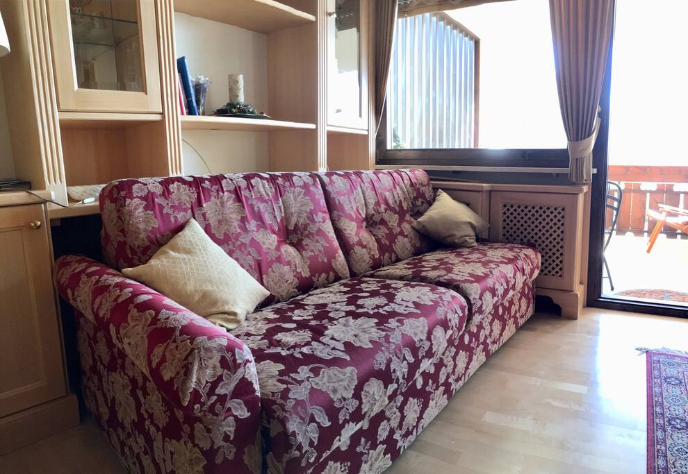 Divano letto matrimoniale