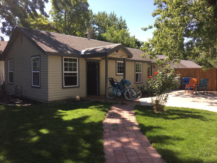 dog house boise kid dog friendly home in great spot houses ...
