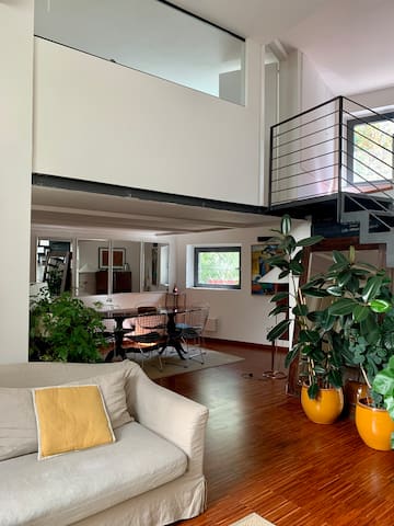 Lovely three-bed apartment with private patio