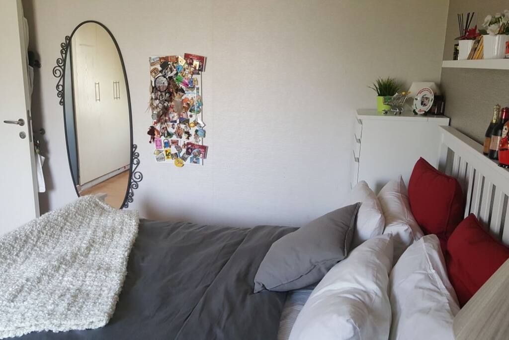 Cozy one bedroom in central location - new Dubai