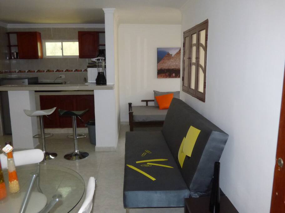 Sala de estar, comedor y cocina