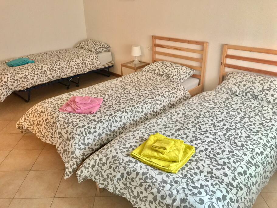 L’appartamento può ospitare fino a 5 host! Due camere, 3 + 2 letti!